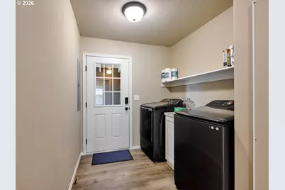 11633 Warbler Ln, Aurora, OR 97002 - Photo 37