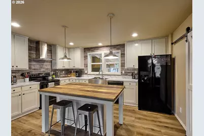 11633 Warbler Ln, Aurora, OR 97002 - Photo 15