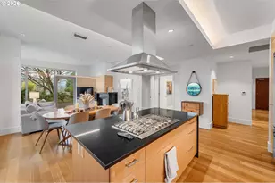 1001 NW Lovejoy St, Portland, OR 97209 - Photo 11