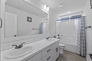 2566 SW McKenna Pl, Beaverton, OR 97003 - Photo 19