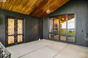 1636 SW Vista Ave, Portland, OR 97201 - Photo 37
