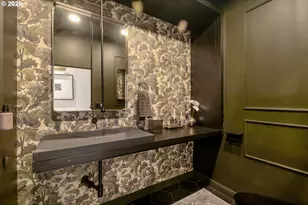 1636 SW Vista Ave, Portland, OR 97201 - Photo 17