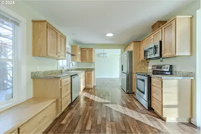 4165 Wood Ave, Eugene, OR 97402 - Photo 3