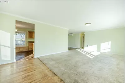 4165 Wood Ave, Eugene, OR 97402 - Photo 7