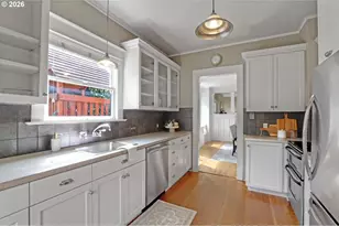 6014 NE Mallory Ave, Portland, OR 97211 - Photo 15