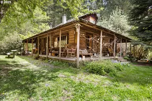 2128 Starveout Creek Rd, Azalea, OR 97410 - Photo 17