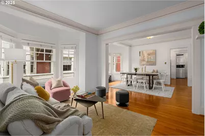 2083 NW Johnson St #44, Portland, OR 97209 - Photo 3