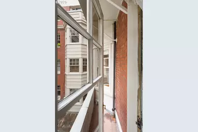 2083 NW Johnson St #44, Portland, OR 97209 - Photo 13