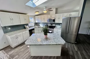 14217 NE 10th Ave, Vancouver, WA 98685 - Photo 5