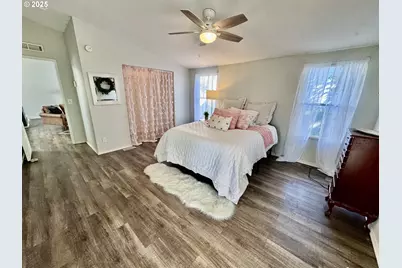 14217 NE 10th Ave, Vancouver, WA 98685 - Photo 15