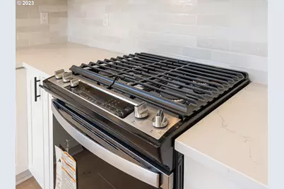 267 Sunday Dr, Creswell, OR 97426 - Photo 9