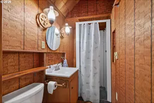 55284 Delta Rd, Blue River, OR 97413 - Photo 9