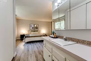 600 Cherry Dr, Eugene, OR 97401 - Photo 21