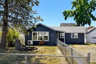 403 Happy Valley Rd, Roseburg, OR 97471 - Photo 1