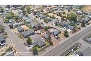 403 Happy Valley Rd, Roseburg, OR 97471 - Photo 25