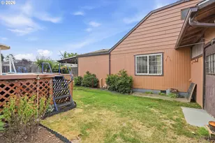 11833 SE Ash St, Portland, OR 97216 - Photo 37