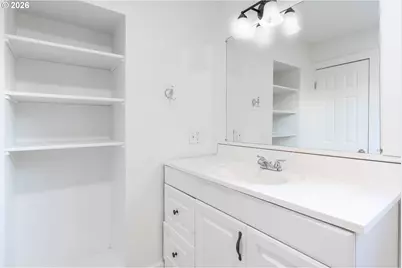 903 S 3rd Ave, Kelso, WA 98626 - Photo 7