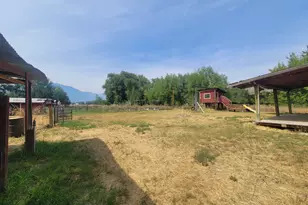 1019 Olson St, Haines, OR 97833 - Photo 13