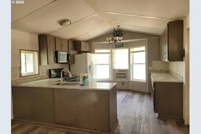 1019 Olson St, Haines, OR 97833 - Photo 3
