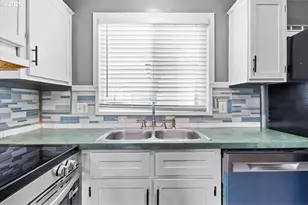 4792 NE Wyoming Circle, Salem, OR 97305 - Photo 19