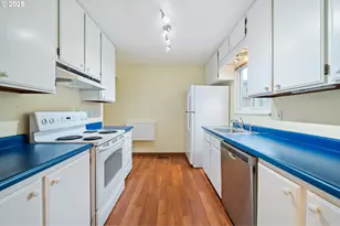 17525 NW Shorewood Dr, Beaverton, OR 97006 - Photo 11