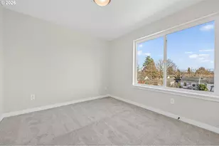 9273 E Burnside St, Portland, OR 97216 - Photo 21