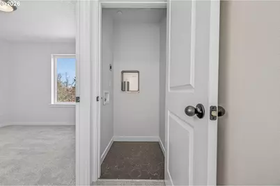 9273 E Burnside St, Portland, OR 97216 - Photo 19