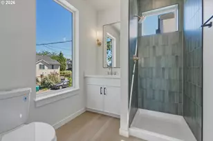9421 N Macrum Ave, Portland, OR 97203 - Photo 9