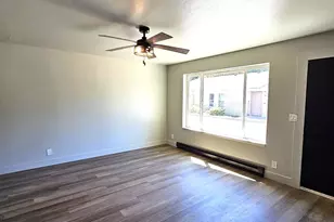 908 Pioneer St, Ridgefield, WA 98642 - Photo 5