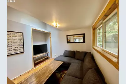 71010 E McFarland Rd, Rhododendron, OR 97049 - Photo 19