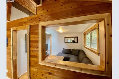 71010 E McFarland Rd, Rhododendron, OR 97049 - Photo 5