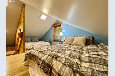 71010 E McFarland Rd, Rhododendron, OR 97049 - Photo 23