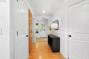 2769 Mallory Ln, Eugene, OR 97401 - Photo 13