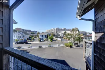 305 Avenue C, Seaside, OR 97138 - Photo 29