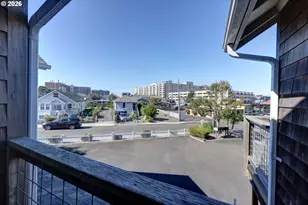 305 Avenue C, Seaside, OR 97138 - Photo 29