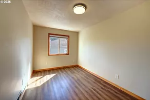 305 Avenue C, Seaside, OR 97138 - Photo 25