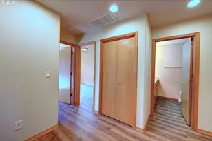 305 Avenue C, Seaside, OR 97138 - Photo 17