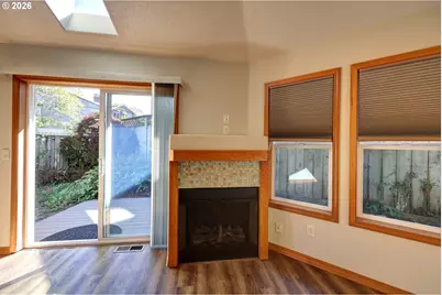 305 Avenue C, Seaside, OR 97138 - Photo 13