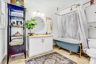 9842 SE Harold St, Portland, OR 97266 - Photo 21