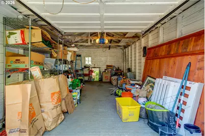 9842 SE Harold St, Portland, OR 97266 - Photo 37