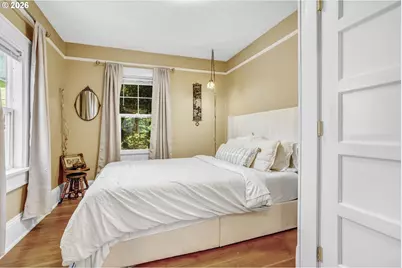 9842 SE Harold St, Portland, OR 97266 - Photo 19