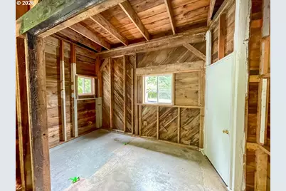625 Royal Dr, Lakeside, OR 97449 - Photo 13
