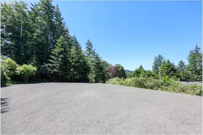 625 Royal Dr, Lakeside, OR 97449 - Photo 5