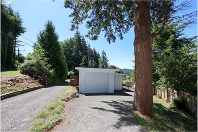 625 Royal Dr, Lakeside, OR 97449 - Photo 3