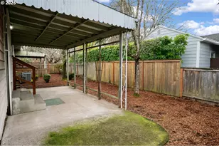 6208 SE Woodstock Blvd, Portland, OR 97206 - Photo 35