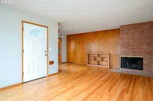 6208 SE Woodstock Blvd, Portland, OR 97206 - Photo 21