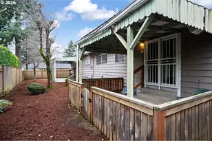 6208 SE Woodstock Blvd, Portland, OR 97206 - Photo 41