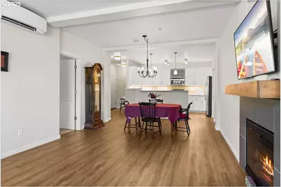 615 NW Lost Springs Ter #102, Portland, OR 97229 - Photo 15