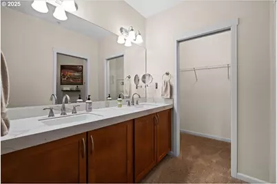 615 NW Lost Springs Ter #102, Portland, OR 97229 - Photo 21
