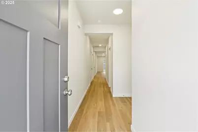 1808 NW 18th St, Battle Ground, WA 98604 - Photo 3